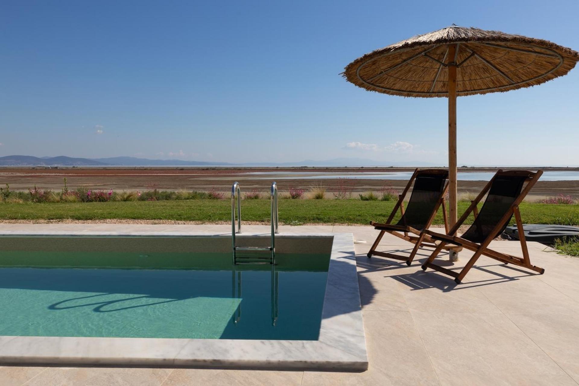 Flamingo View Suites & Villas Nea Poteidaia Eksteriør billede