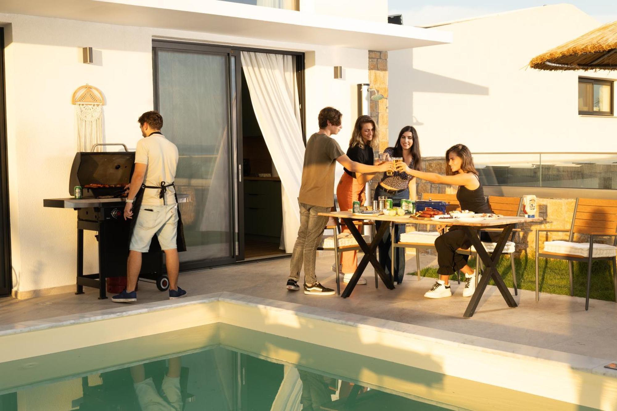 Flamingo View Suites & Villas Nea Poteidaia Eksteriør billede