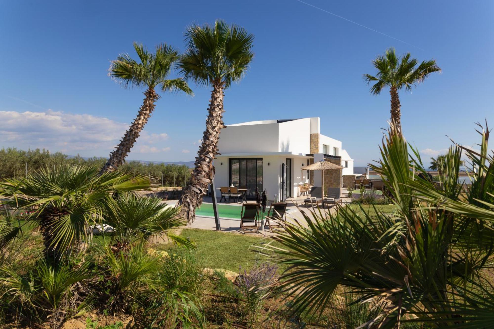 Flamingo View Suites & Villas Nea Poteidaia Eksteriør billede